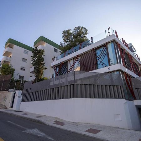 Nogalera Quintessence Apartment With Private Parking By Namaste Elite Торремолинос Экстерьер фото