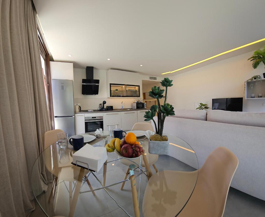 Nogalera Quintessence Apartment With Private Parking By Namaste Elite Торремолинос Экстерьер фото