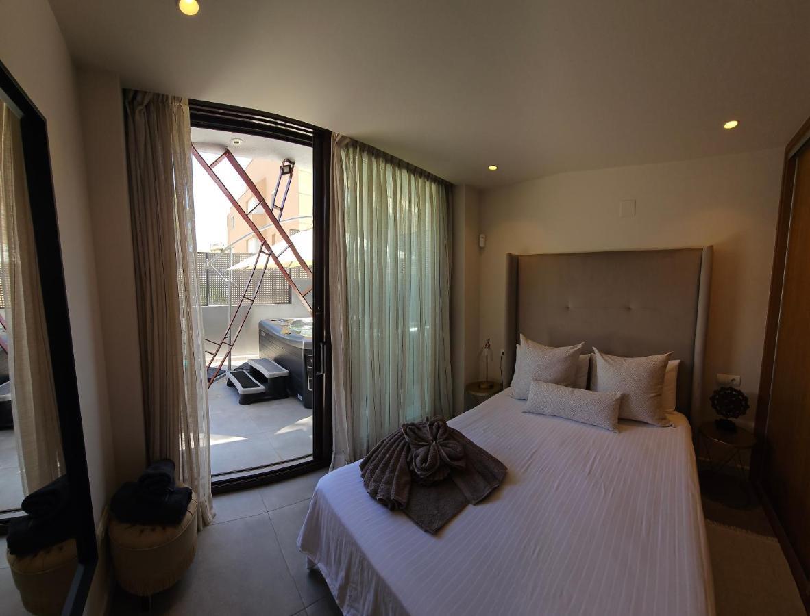 Nogalera Quintessence Apartment With Private Parking By Namaste Elite Торремолинос Экстерьер фото