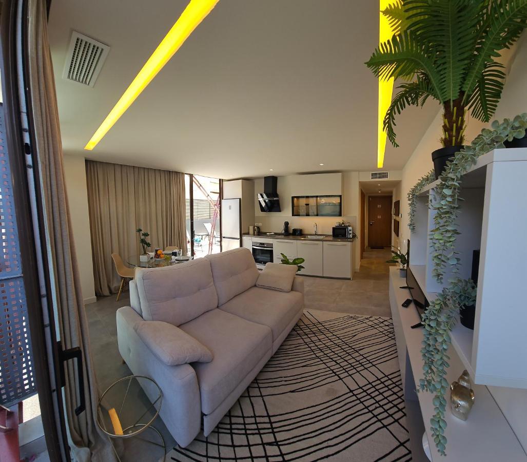 Nogalera Quintessence Apartment With Private Parking By Namaste Elite Торремолинос Экстерьер фото